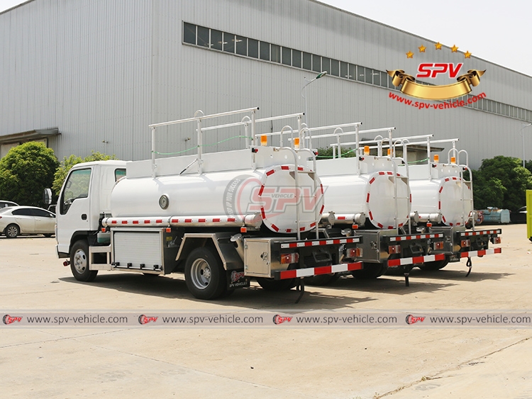 SPV-vehicle - 3 Units of 4,000 Litres Diesel Dispensing Truck ISUZU - Left Back Side View